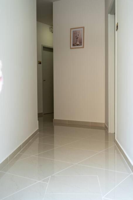 Anesis Airport Rooms 204 โกโรปิออน ภายนอก รูปภาพ